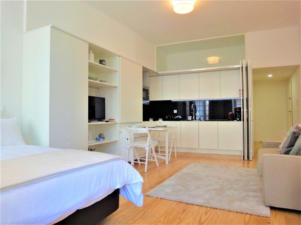 Tiles Apartment *